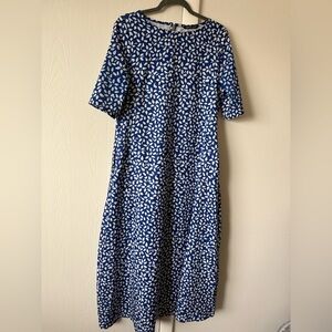 Noracora Blue and White Printed Short-Sleeve Women's Dress